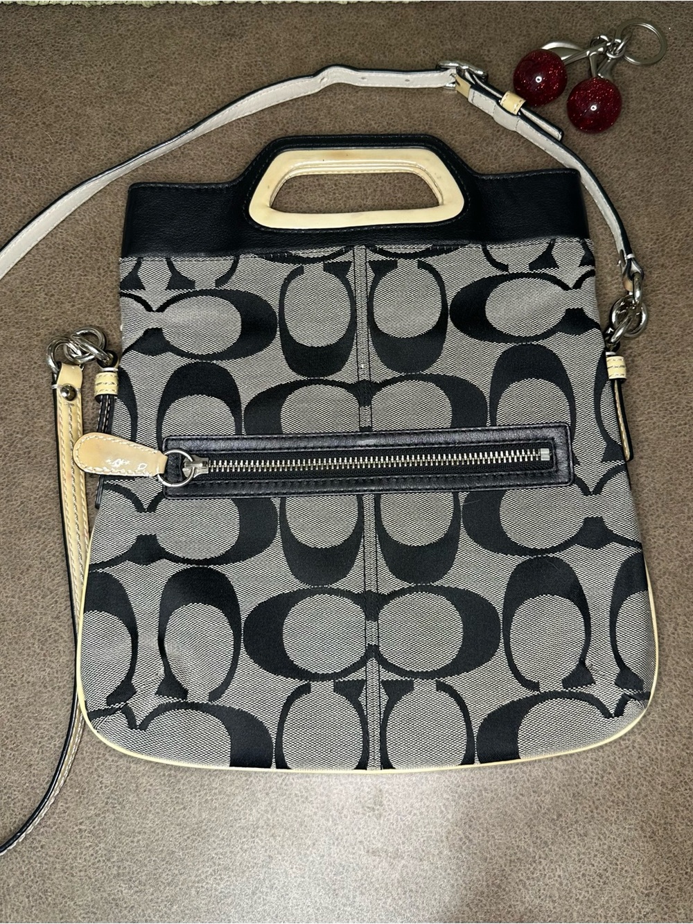 Coach Bonnie Signature Canvas Crossbody Bag in Black & Grey with Green interior - Picture 9 of 16